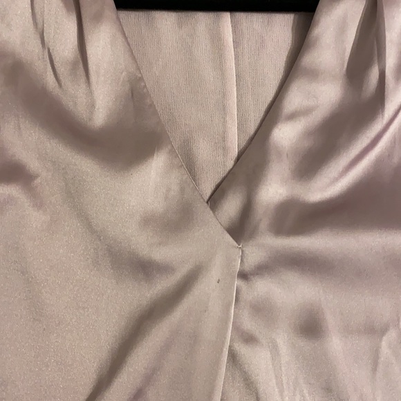 WHBM | Sleeveless Blouse | Size 0 - Picture 3 of 6